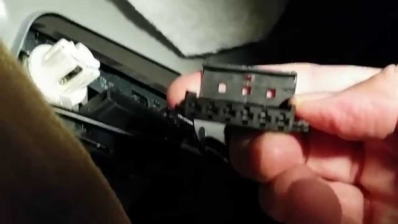 Mercedes ML350 Rear Brake Light Repair Kit Tips by Soccer-22