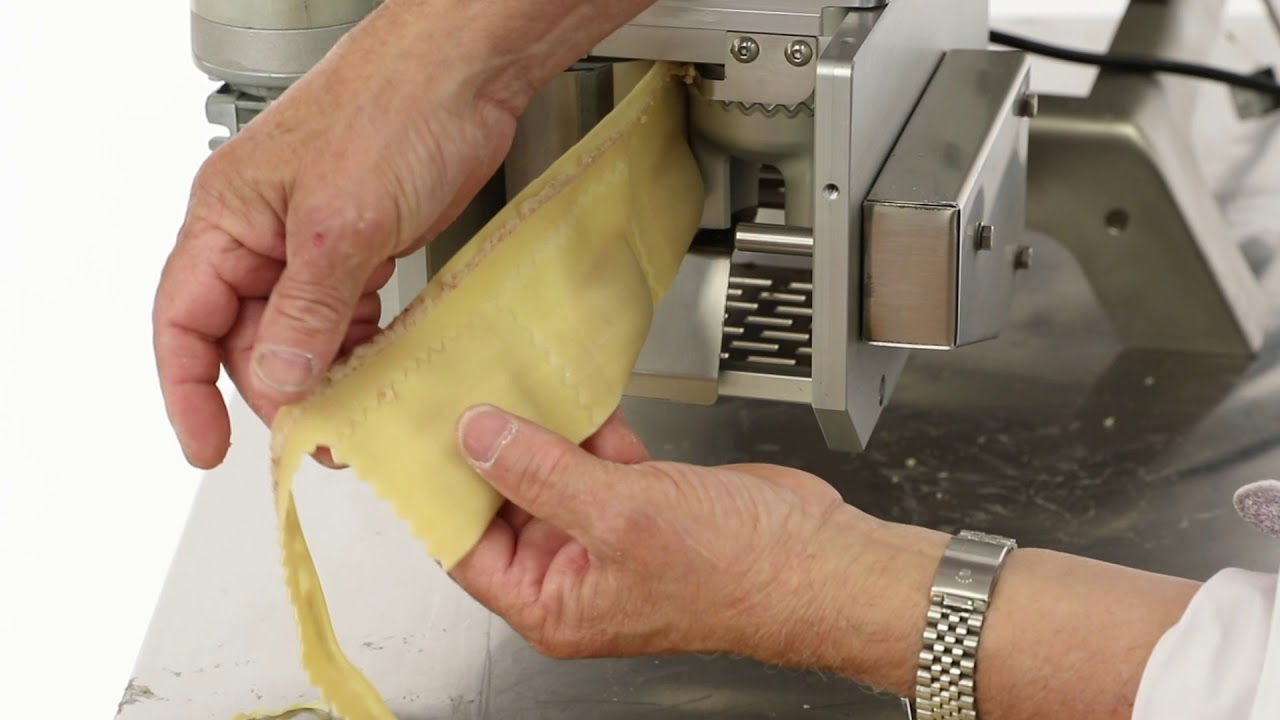 MonoSfoglia Single Sheet Ravioli Machine