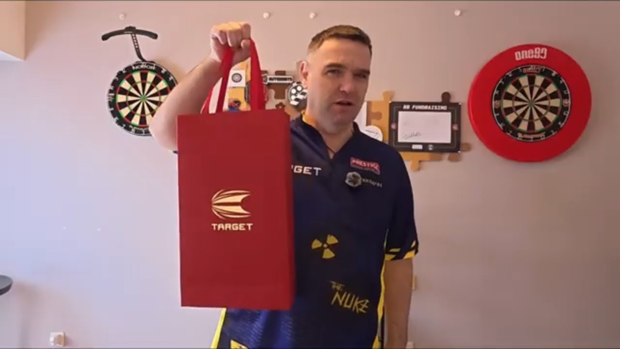 Компания Target Darts прислала мне товар, которого вы, скорее всего, никогда раньше не видели!