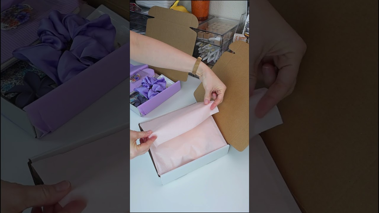 Packing your orders🤩 #bookishbundles #giftideas #packingorders #giftsuggestions #giftbox