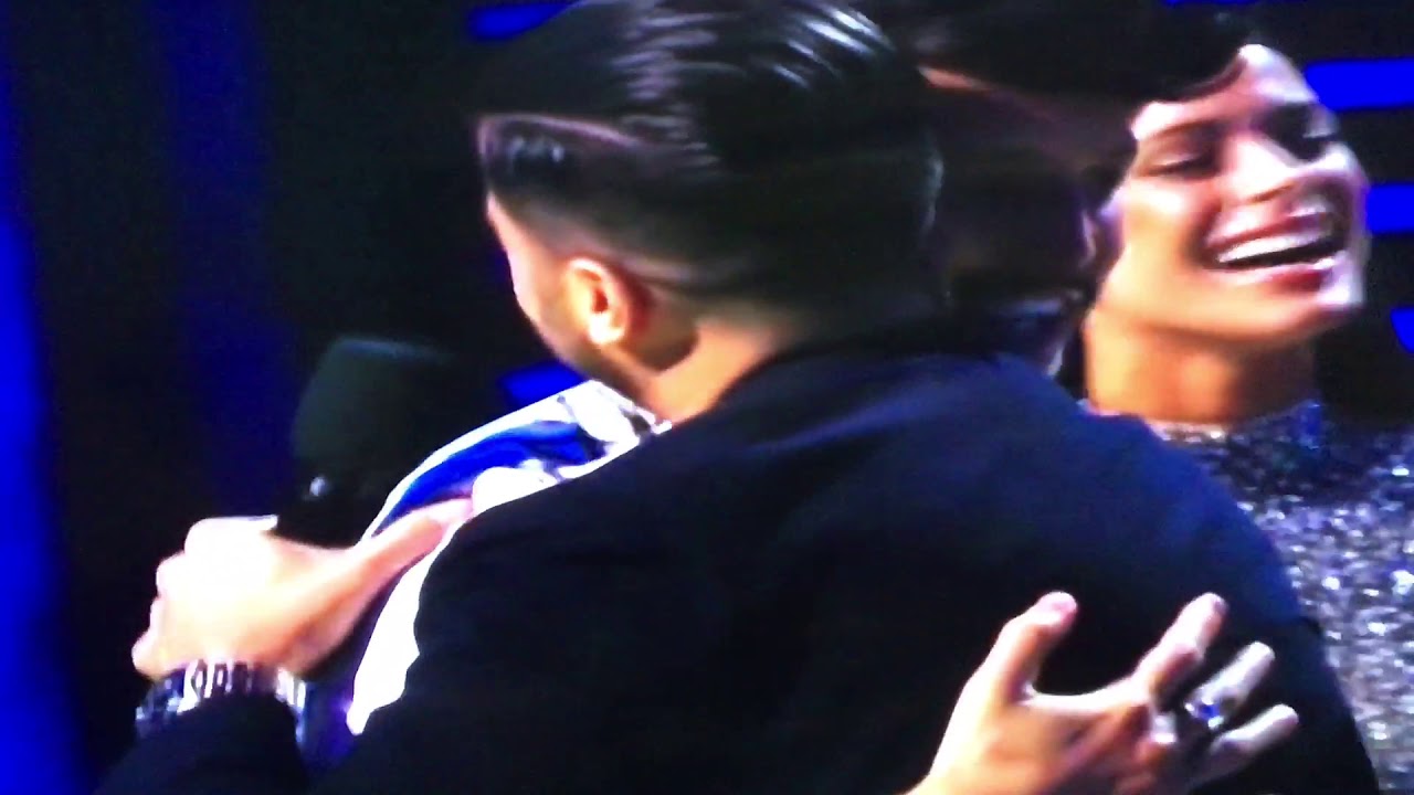 SEBASTIAN YATRA Y TINI HABLAN DE SU RELACIÓN Y MIRA LA SORPRESA QUE RECIBEN!!!!!