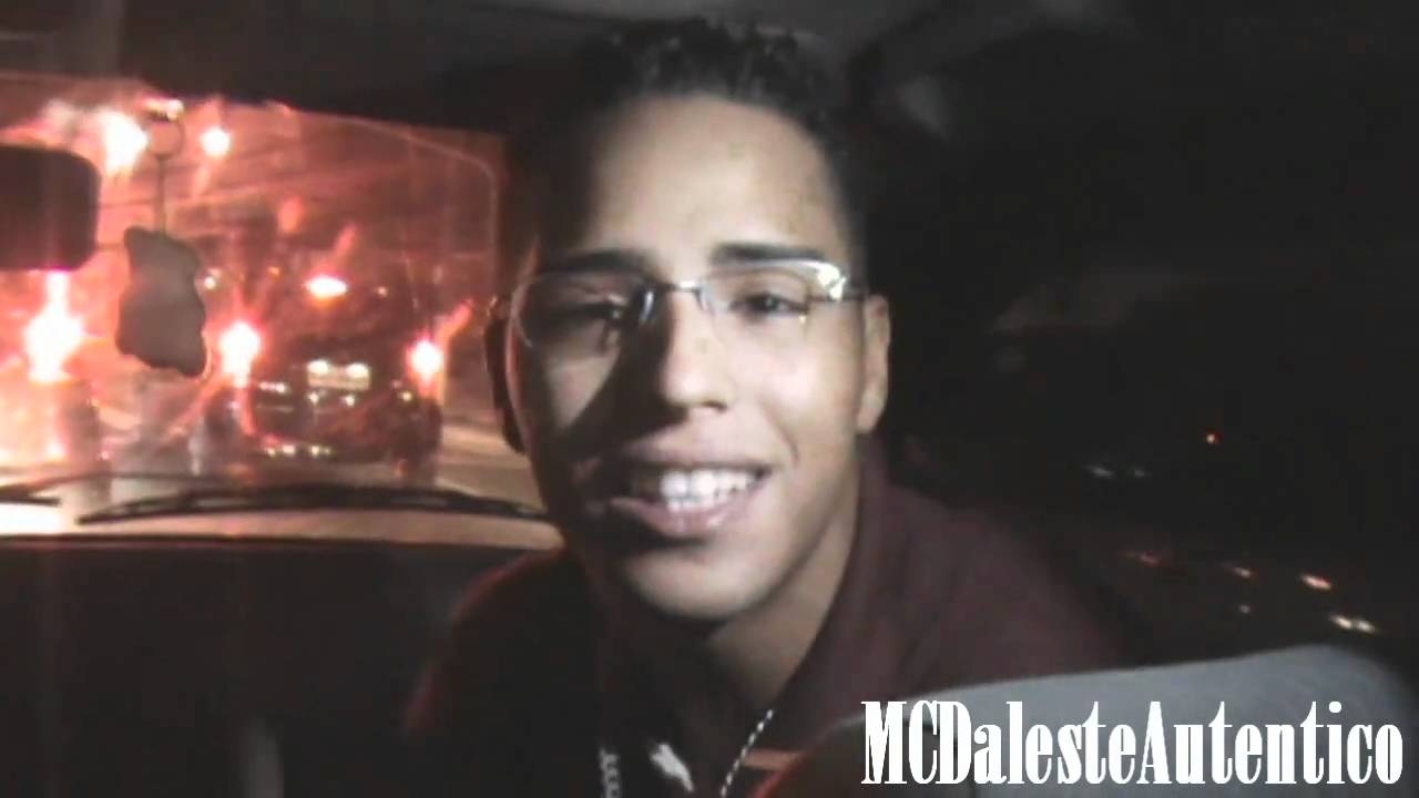 MC Daleste - Sozinho no Mundo { Lançamento 2011 }