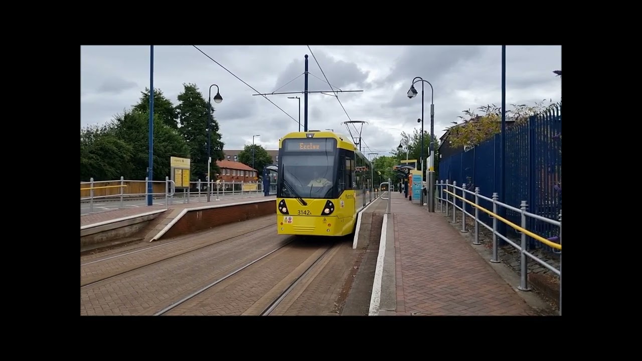 Manchester Metrolink - Eccles & Altrincham branches and more City Centre - Thursday 14th July 2022