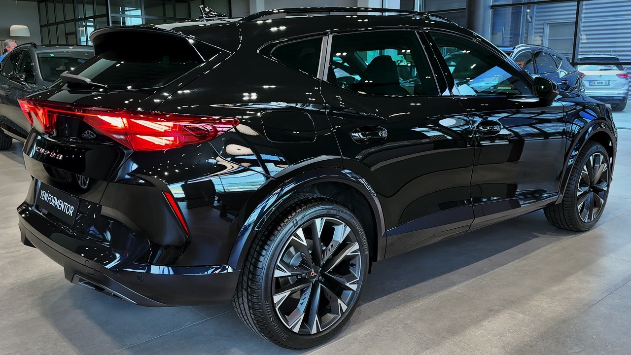 2024 Cupra Formentor - Exterior and interior details