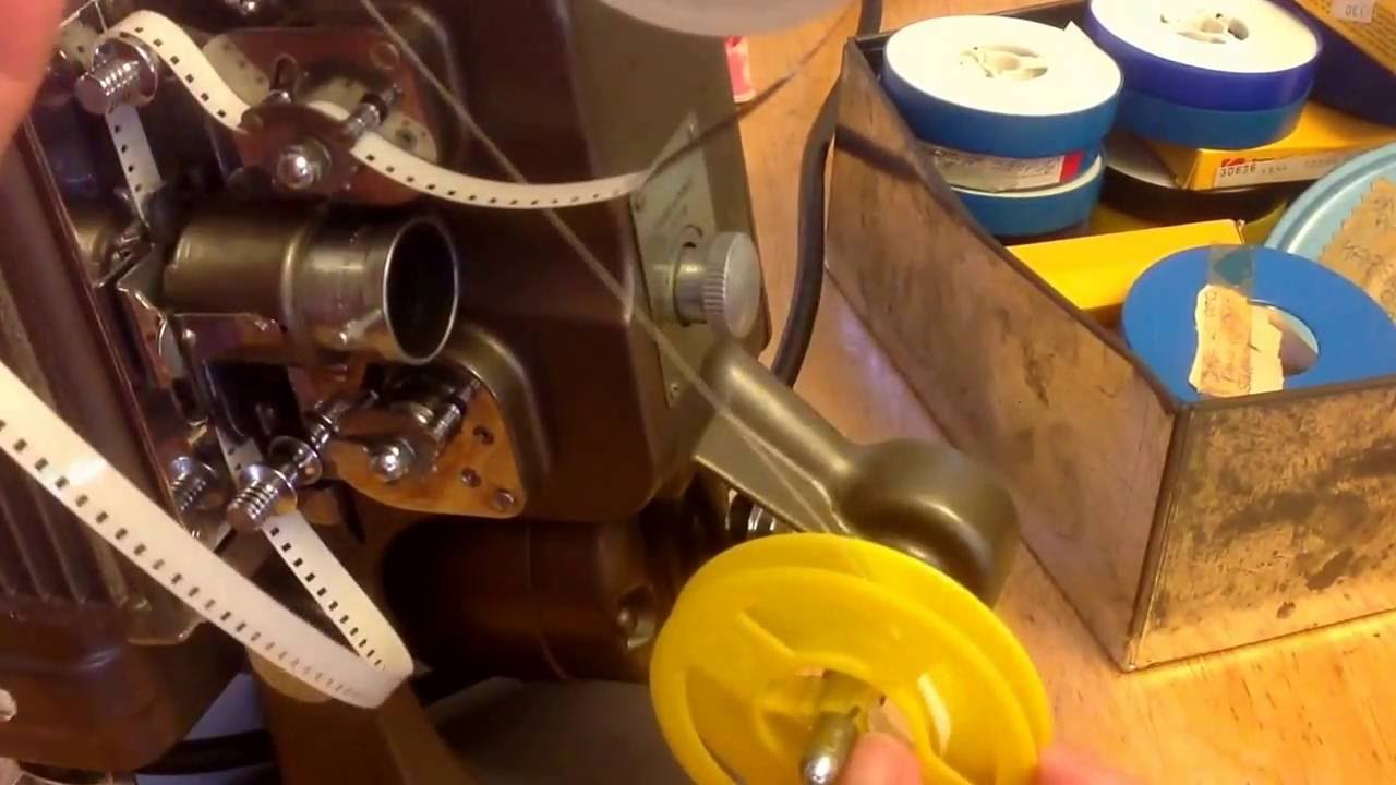 Vintage Kodascope Eight 90 8mm Movie Projector