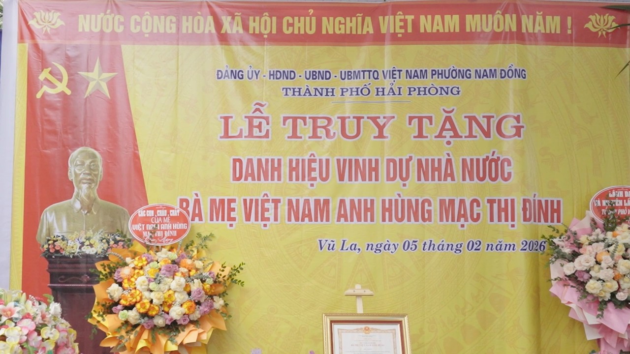 LỄ TRUY TẶNG DANH HIỆU CAO QUÝ 