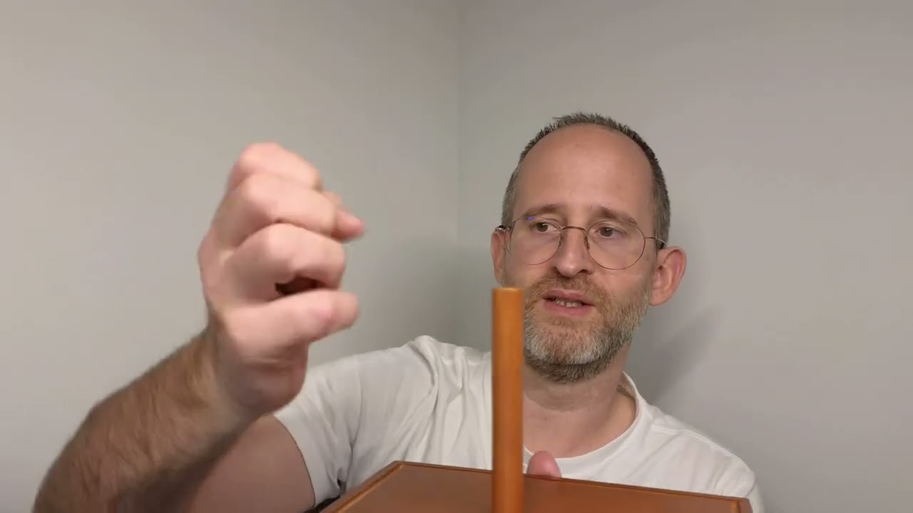 JupDec Mini Helmet Display Case review