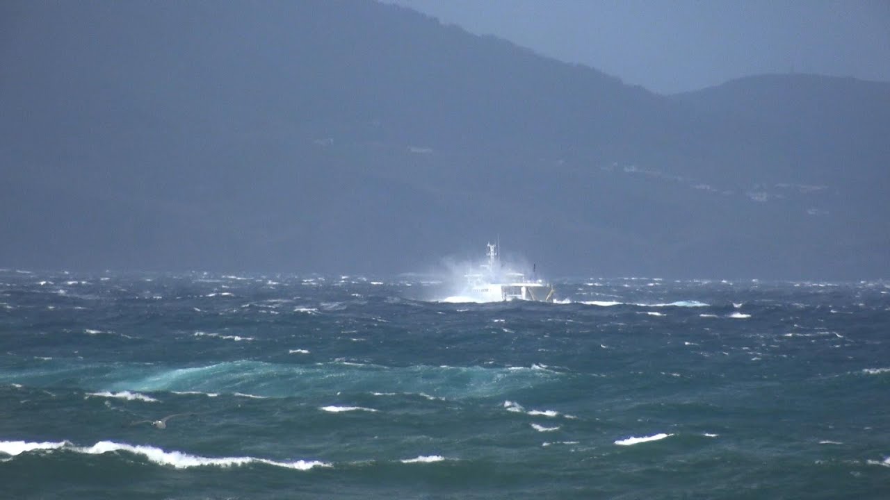 Temporal no Canal Ilha Pico   Faial, Mestre Jaime Feijó 07 Março 2025 Açores