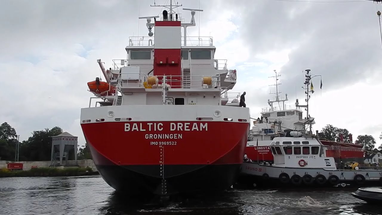 😱 Meteen Al Forse Schade Aan Schip Tijdens Vertrek, Voor Fabrieksnieuwe 'BALTIC DREAM'* - #3321NL