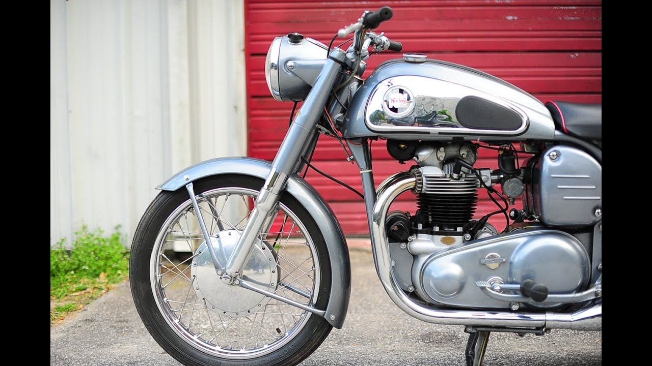 1957 Norton Dominator Model 99 ride demonstration
