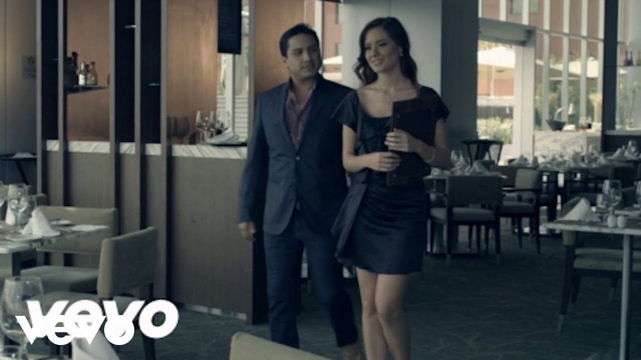 Los Pasos De Juli&oacute;n - Y Fue As&iacute;