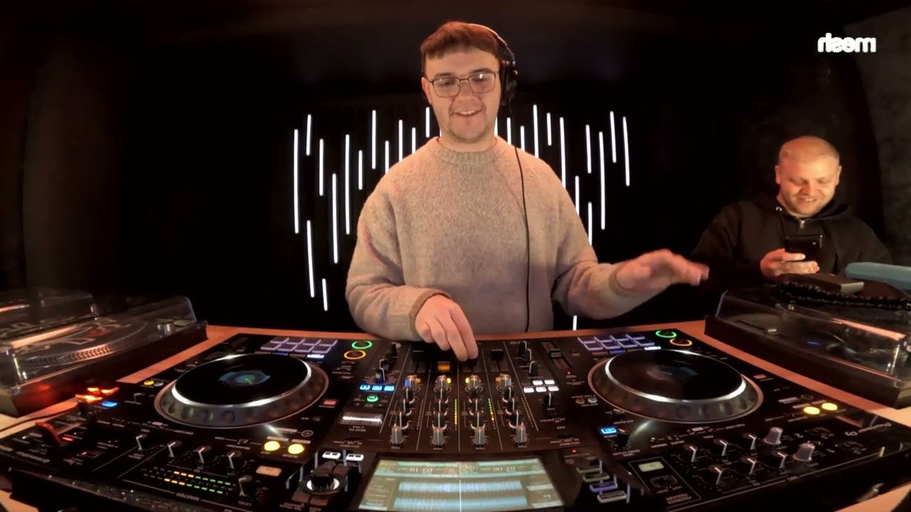 Whispered Grooves w⁄ Marsto – 2026-02-04 – Mesh Radio