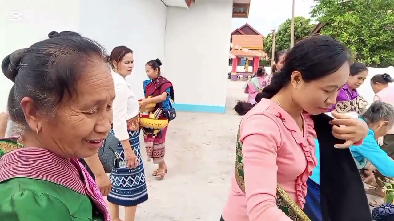 ບັນຍາກາດສົດບຸນທາດເຈົ້າເປຶອກເຂົ້າສານວັ່ດໄໍຍະຣາມບ້ານນາຕຕາກ #บุญข้าวเปือก