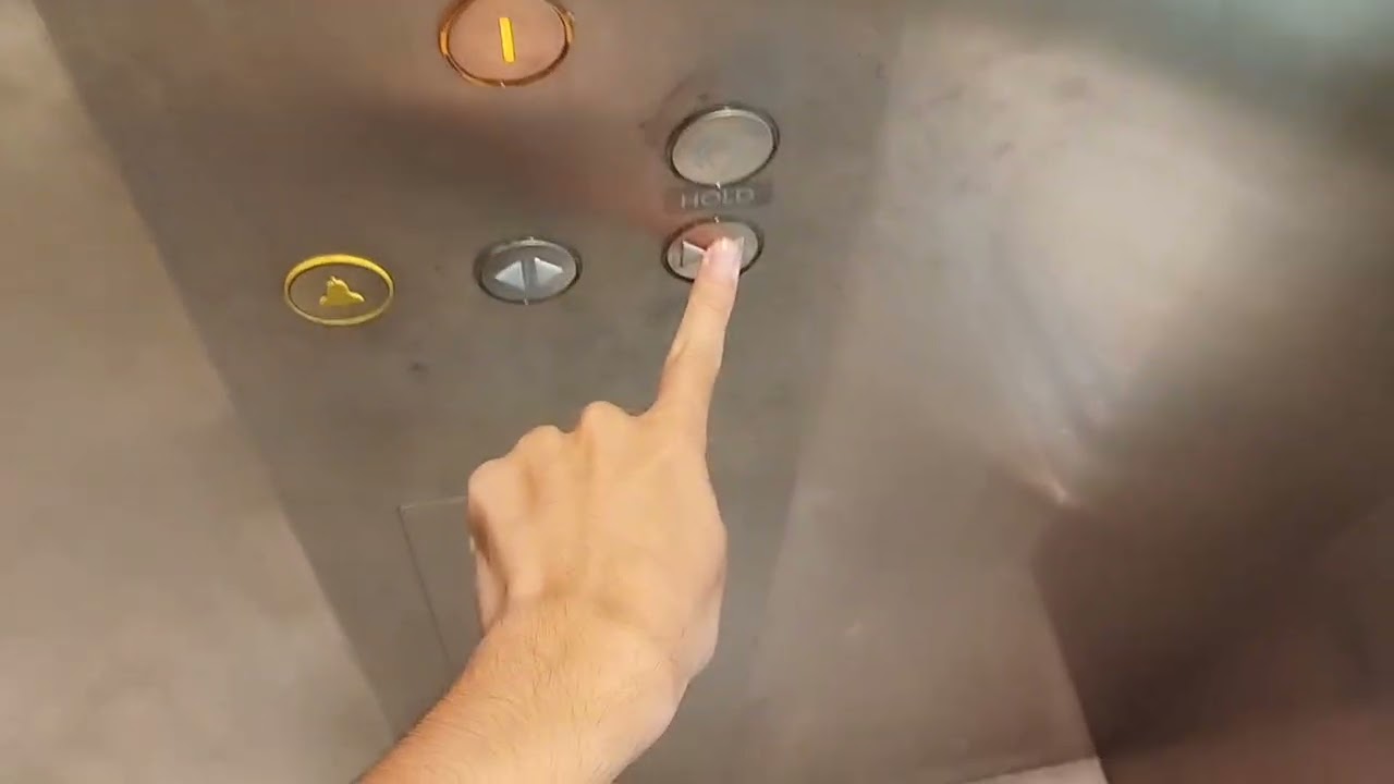 mitsubishi NEXIEZ-MRL elevator @ chateau de khao yai [ Belle Vue Tower B ]