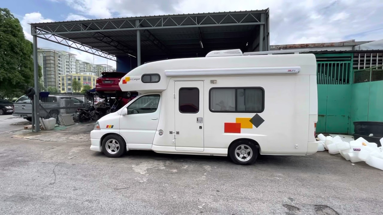 Toyota Grand Hiace Camper