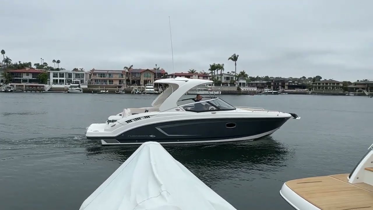 2017 Chaparral 307 SSX for Sale in Newport Beach, CA