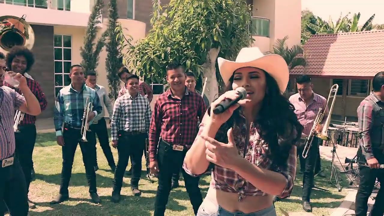 Alejandra Rojas (El Tarasco) Ft. Banda Perla de Michoacan-En Vivo 2020