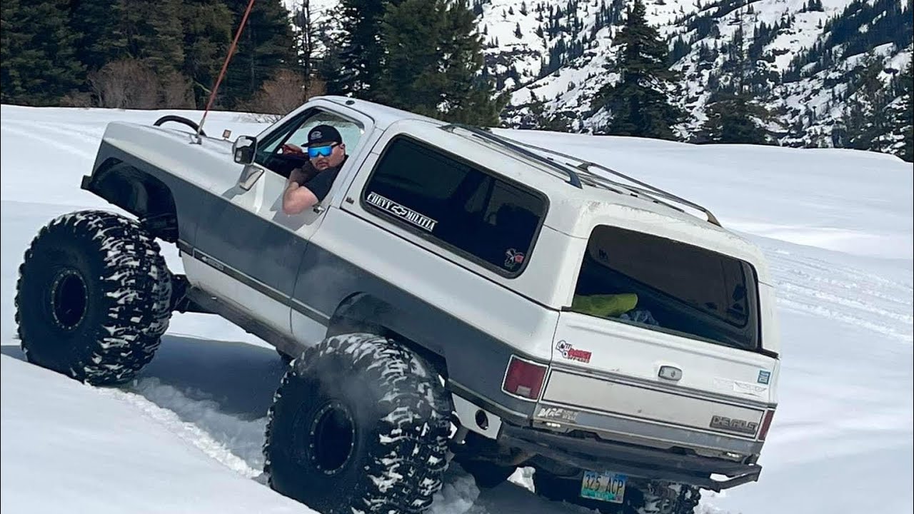 BIG TIRE Snow wheeling in the PNW
