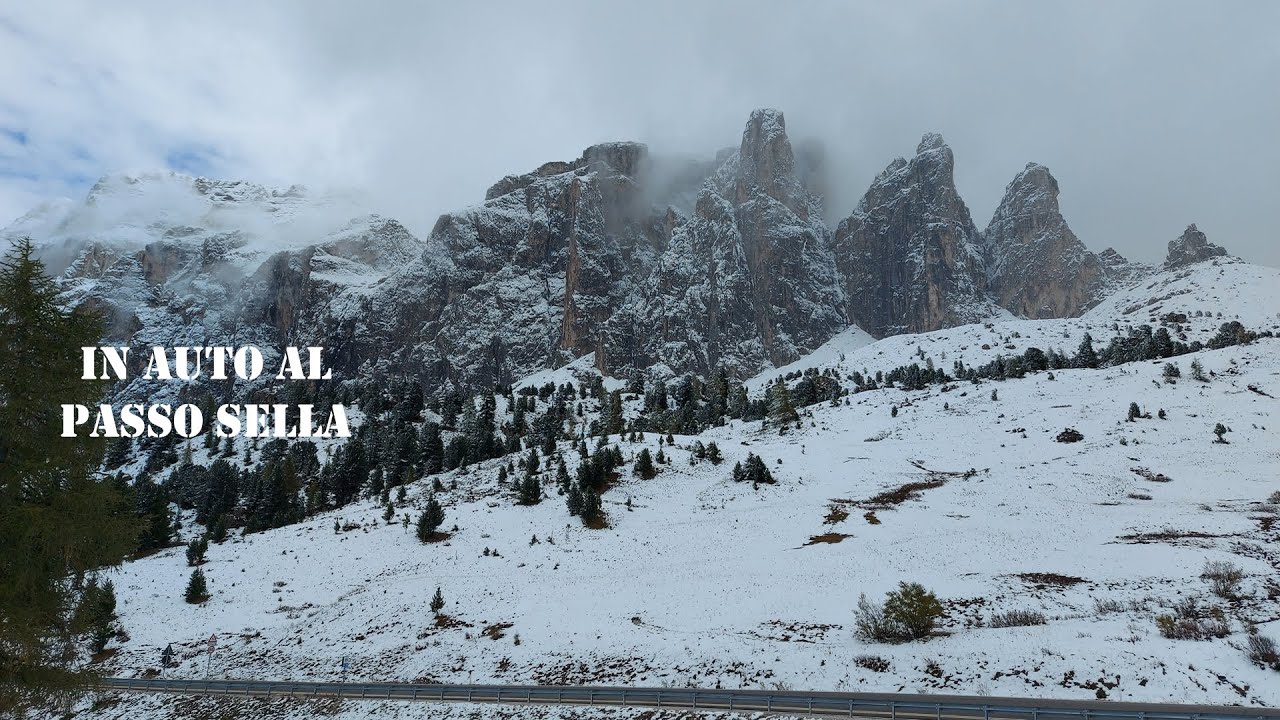 In auto al Passo Sella (2240 m)