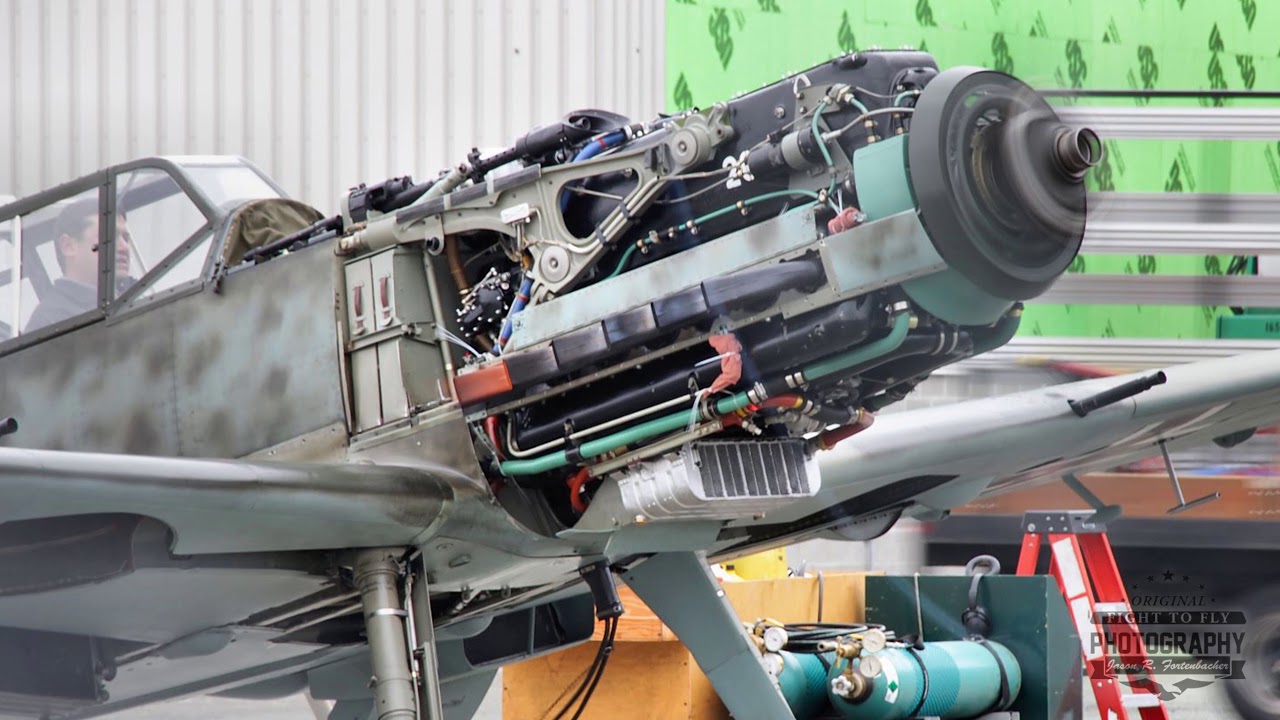 Messerschmitt Bf 109 - Maintenance Shots & Flyby