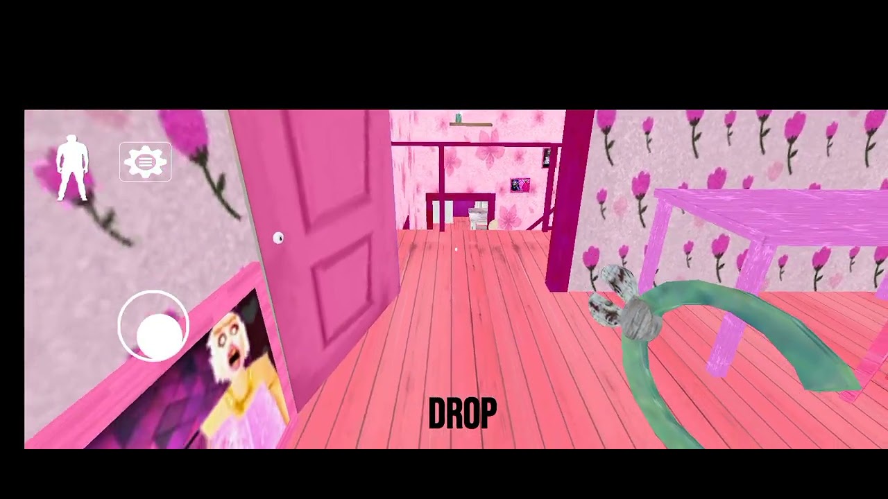 Jogando a tal granny barby(não e Barbie e barby msm;-;)