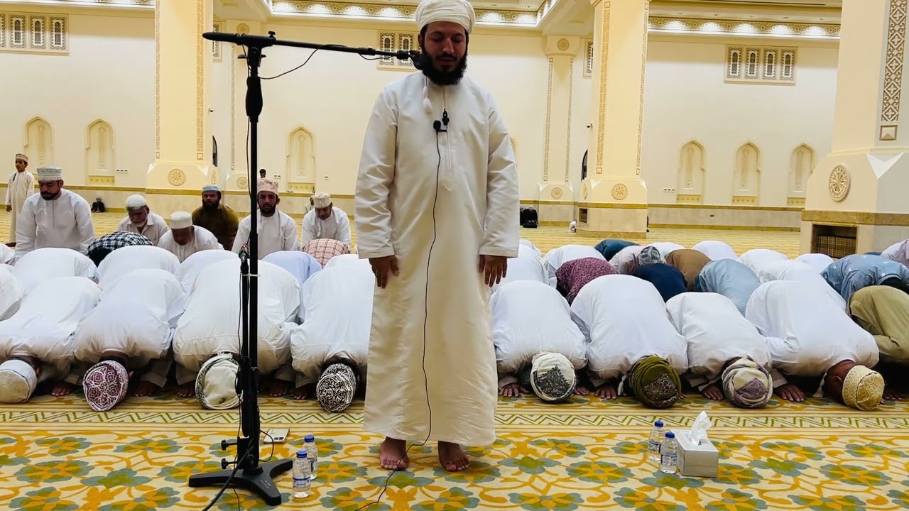 جزء من صلاة التراويح للجزء الرابع والعشرون في جامع بهلا للإمام أمجد البوسعيدي
