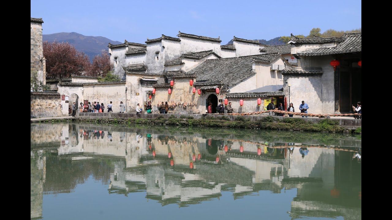 HONGCUN AND XIDI, OLD VILLAGES IN ANHUI PROVINCE • China by train