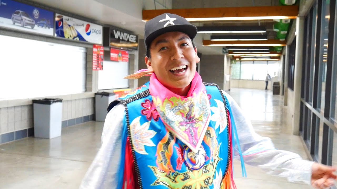 UVU Powwow Vlog I'm going to be in the newspaper!