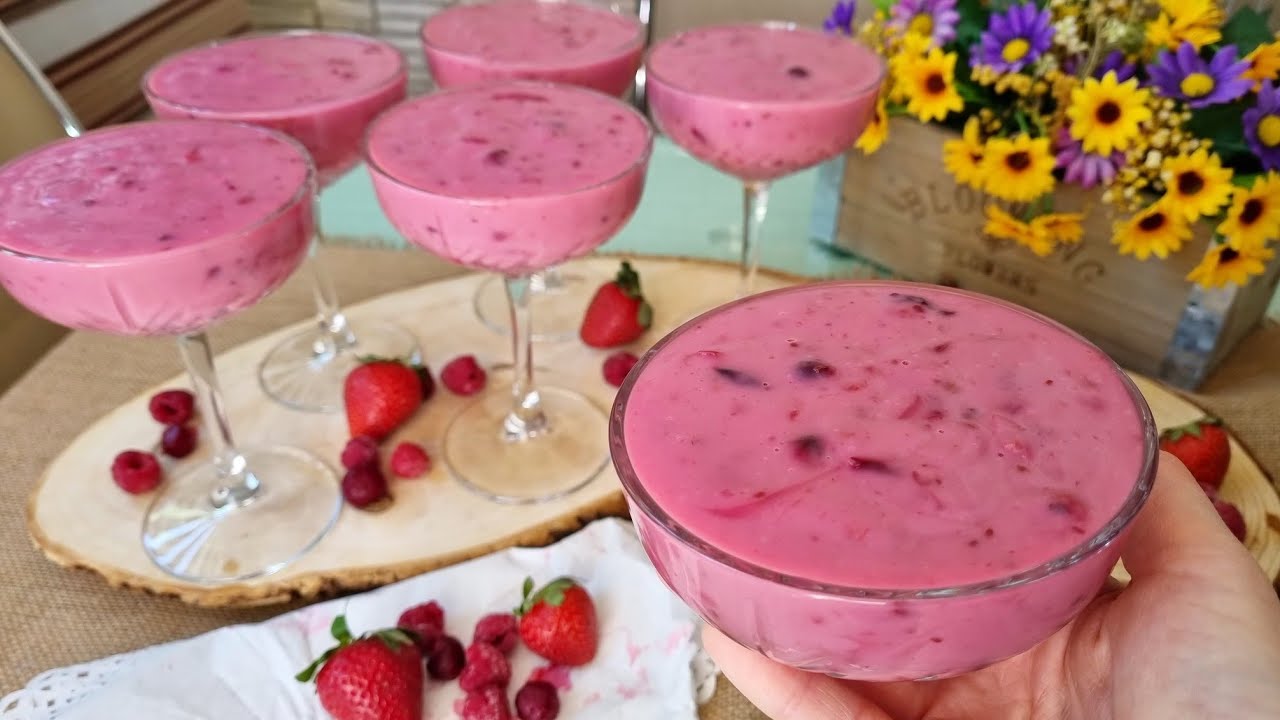 Nuk do ti blenë asnjëherë !! Puding me fruta dhe kos në kushte shtëpie (Jogobella)