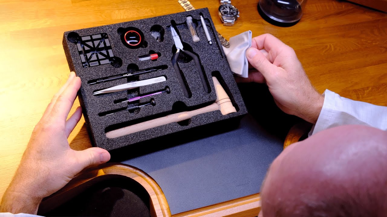 WATCHMAKING TOOLKIT