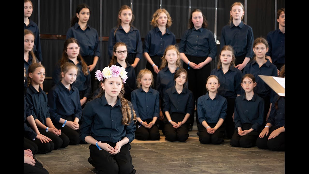 Akai hana, arr. Nachiko Terashima - Nieuw Amsterdams Kinderkoor