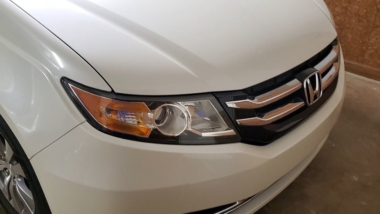 Fixing Honda Odyssey Roof Water Leak with 3M Dynatron Auto Seam Sealer