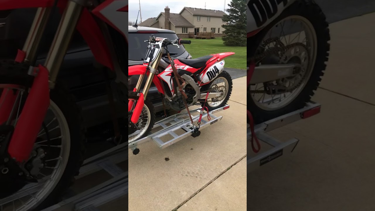 Harbor Freight Motorcycle Hitch Carrier on my Ford Escape