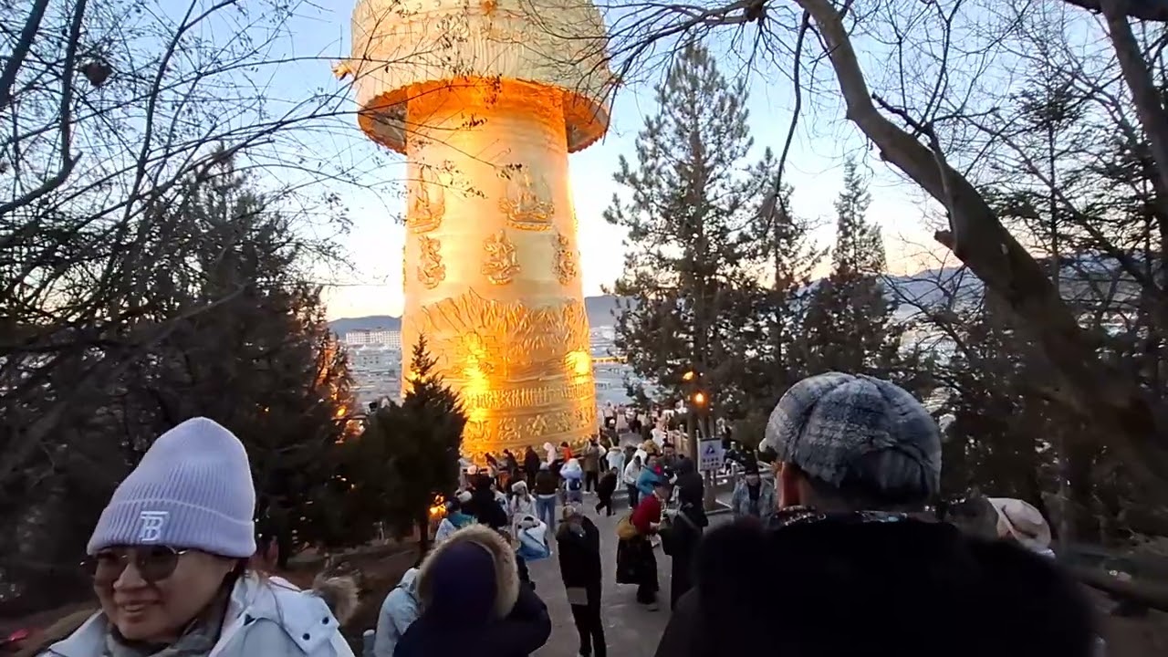 World's biggest Tibetan prayer wheel in Dukezong town in Shangri-La, Yunan, China - 9 Jan 2026