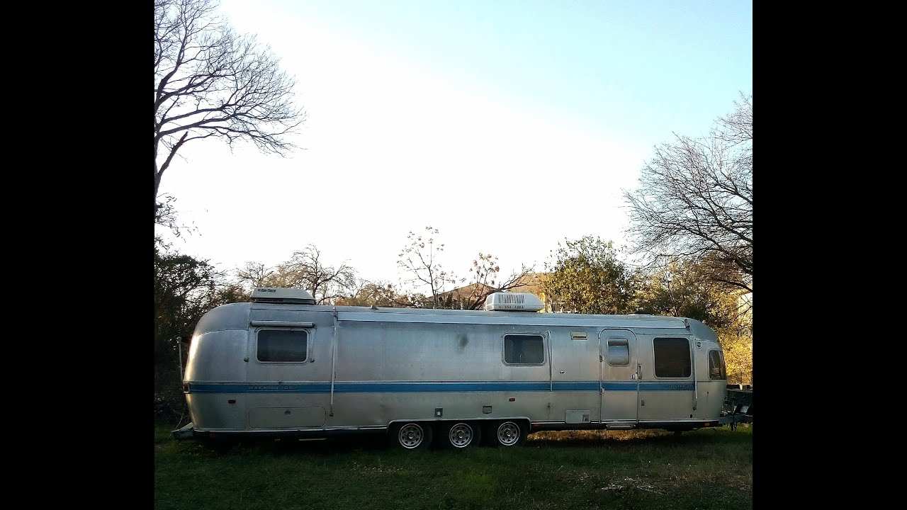 1993 Airstream Excella 1000  #1 restoration project initial impressions