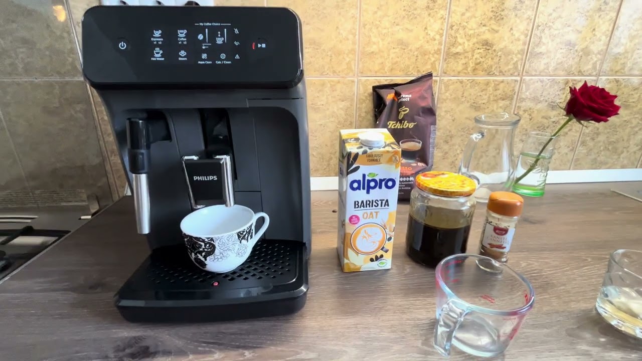 How I make creamy oat milk coffee at home - Philips coffee machine