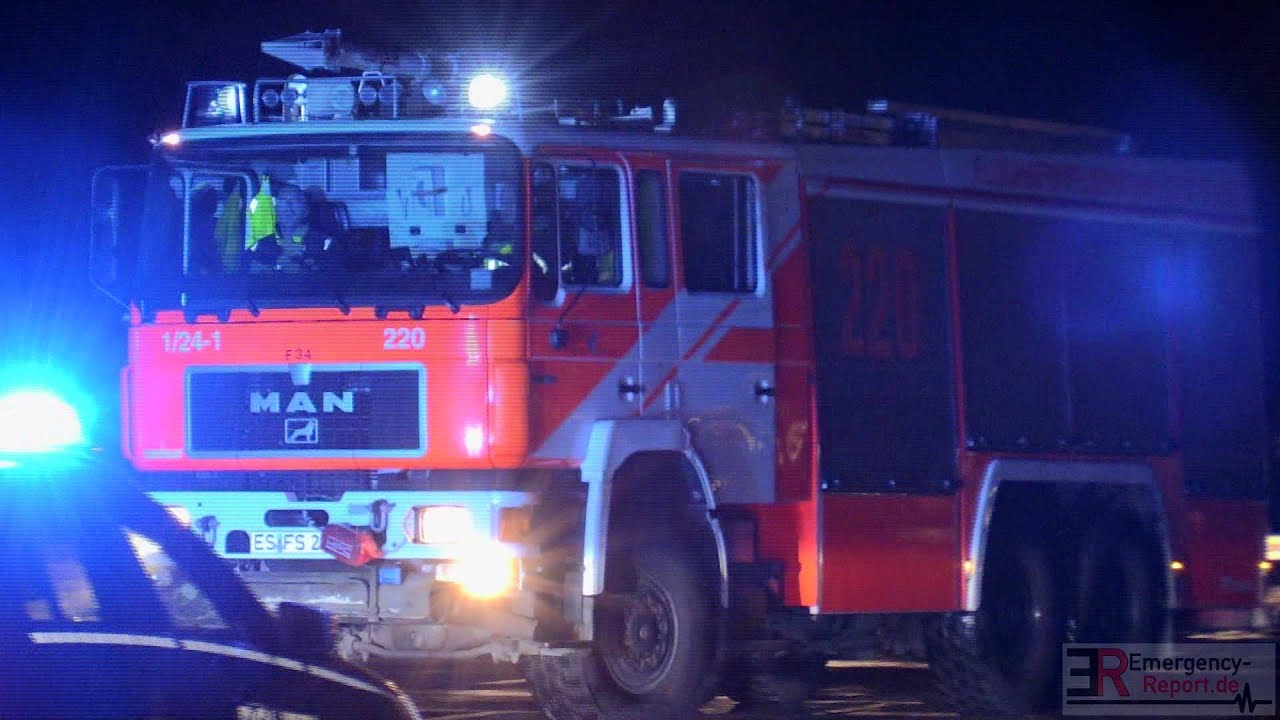 ++ FLUGHAFENFEUERWEHR STUTTGART IM EINSATZ ++ [Frontalunfall auf der L1192]