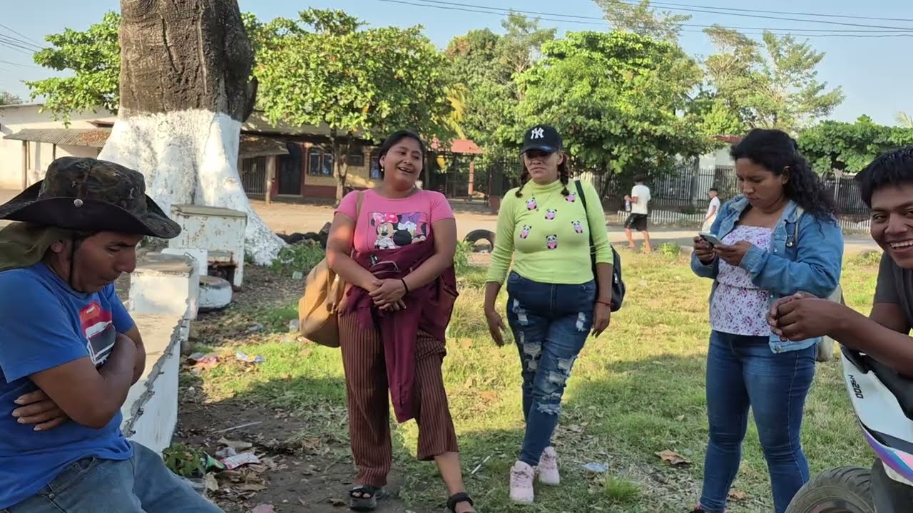 KARINA llamo a su hermano para que vergu33 a VITAMINAS por abbsib0