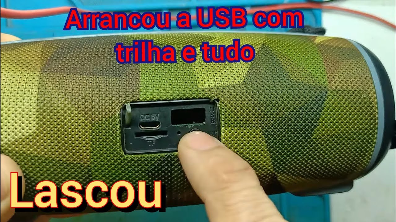 caixinha de som caiu e quebrou o conector USB do pen drive.. arrebentou trilhas, serve pra várias 📻