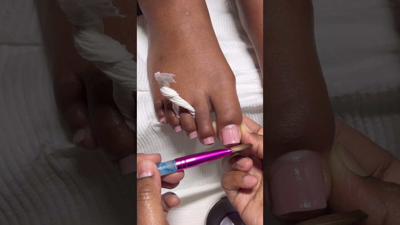 Acrylic Toes!😱🦶🏽✨#nails #acrylicnails #frenchnails #nailtech #naildesigns #newvideo #nailart #wow