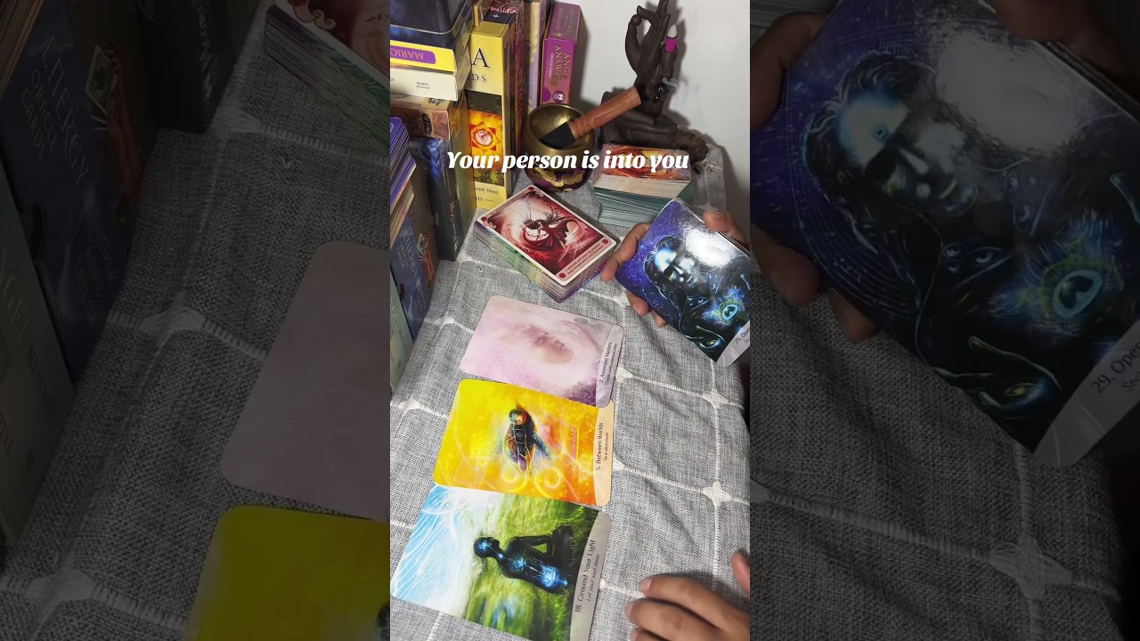 #tarotreading #foryoupage #illinois #lovereading #viral