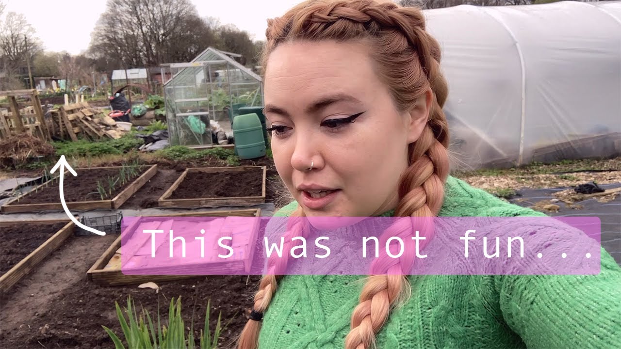 Tackling the front of the plot... 😅 | Allotment Vlog 🐸 Ep.7 🐸