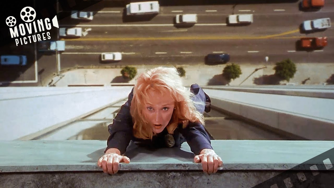 The Reality of Suzanne Vale's Hollywood Comeback | Postcards From The Edge (Meryl Streep)