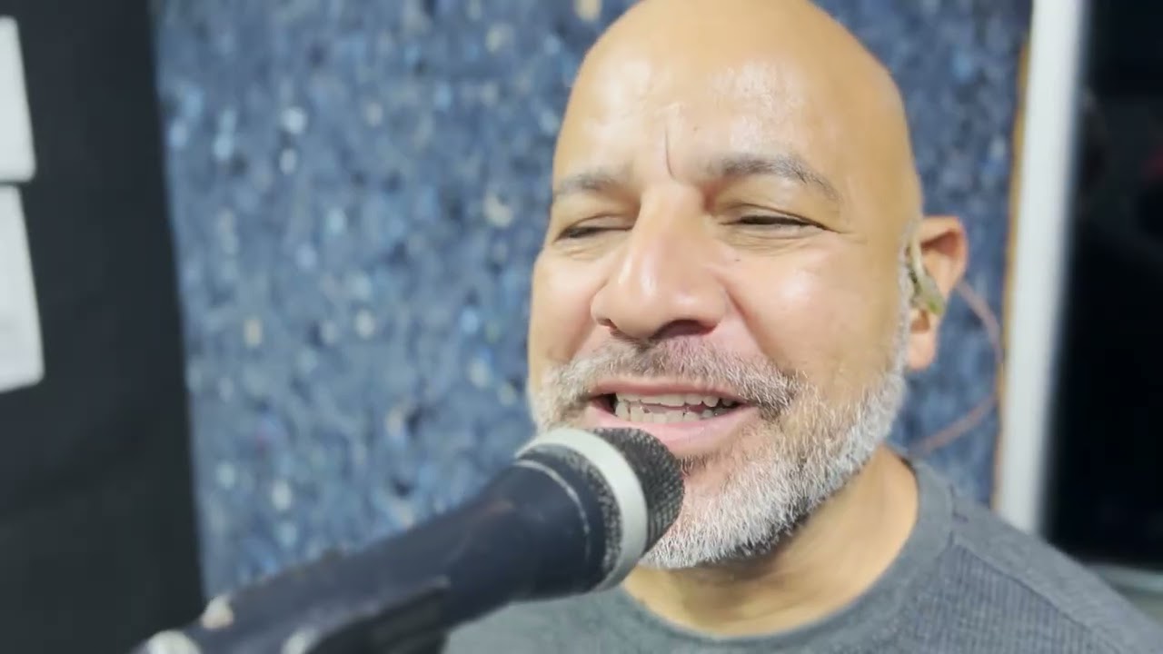 El Padre Antonio, de Rubén Blades, El Sexteto Caribe de Douglas Reveron (La Foca) 