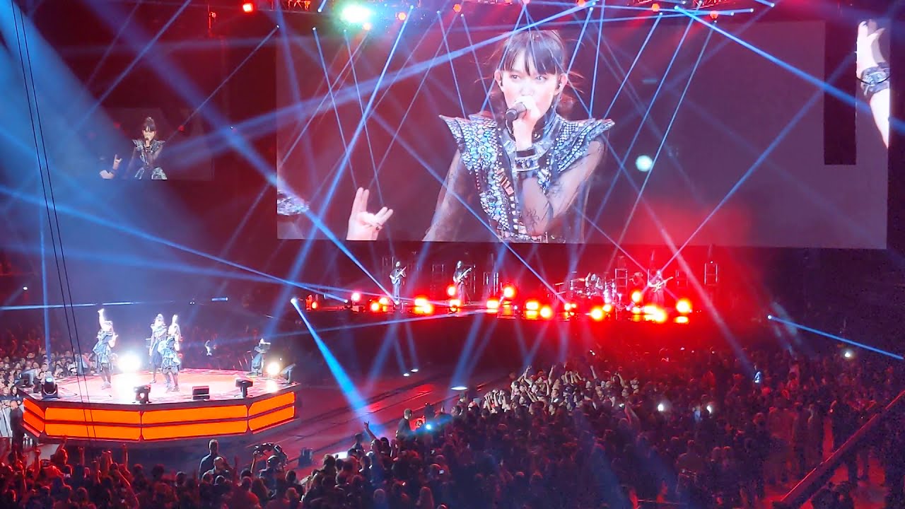 Babymetal - Megitsune - live at the Forum
