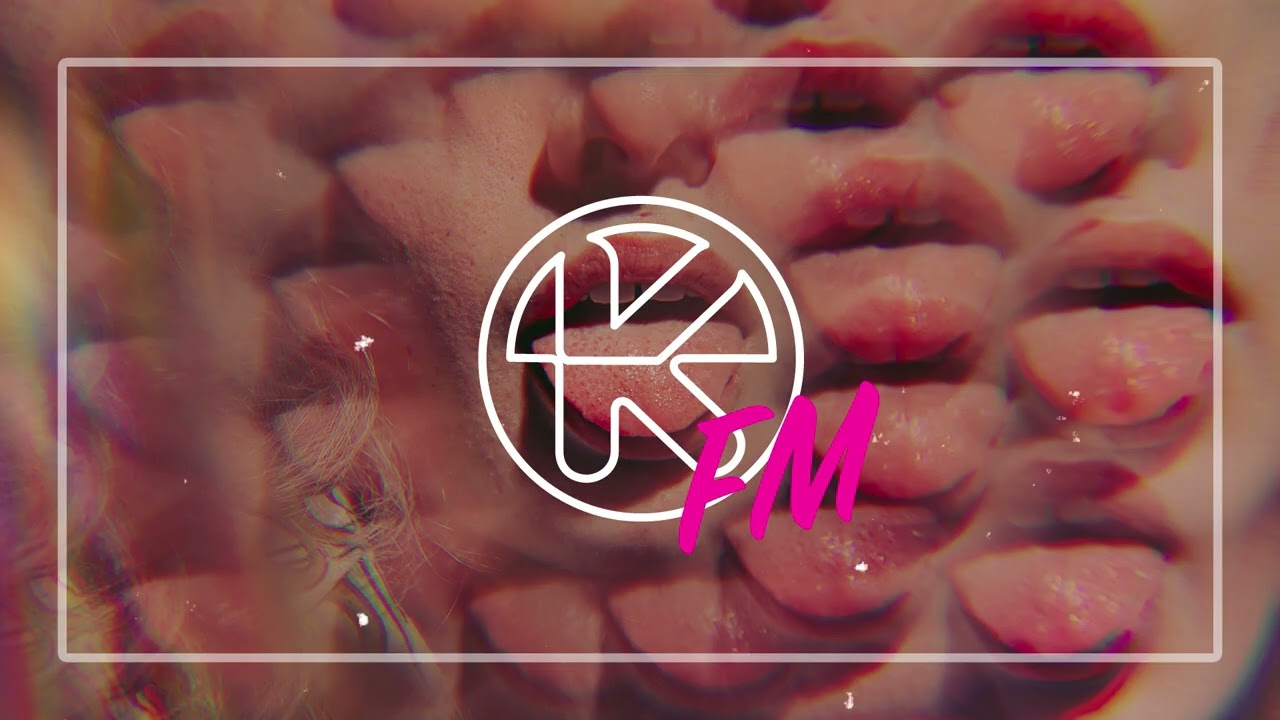 YuB &ndash; Lick It