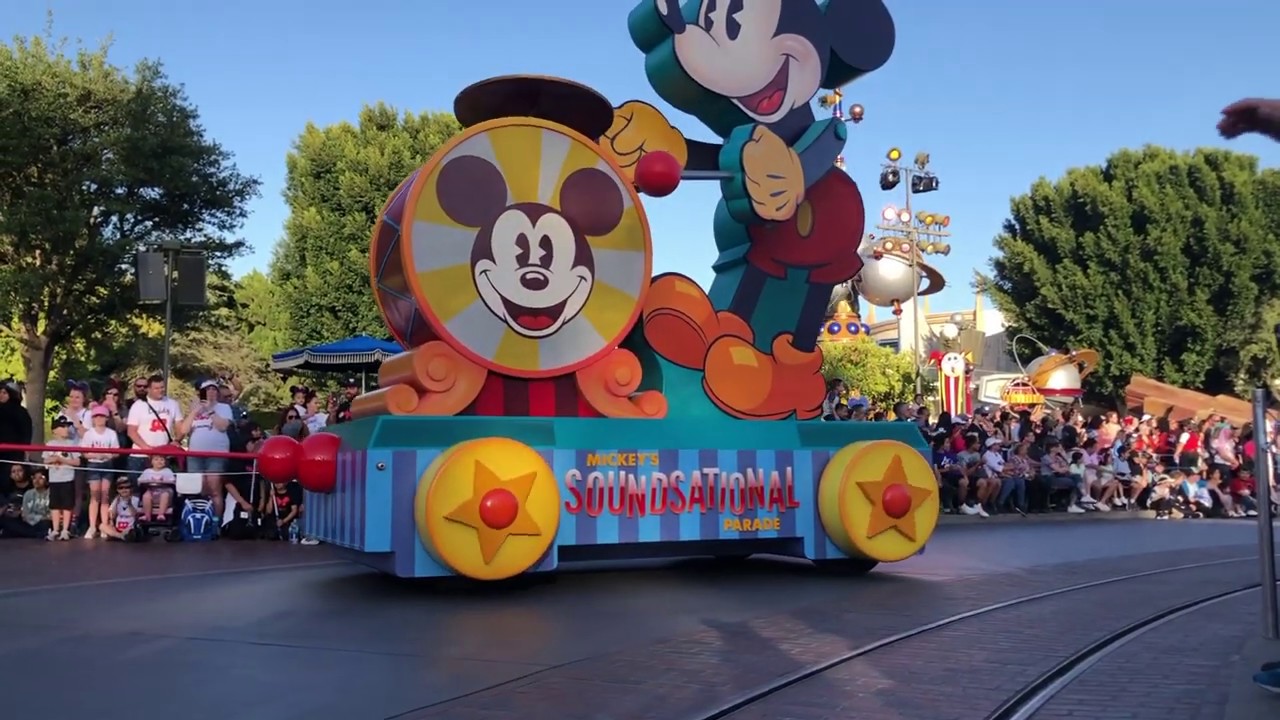 Disneyland Resort Mickey's Soundsational Parade