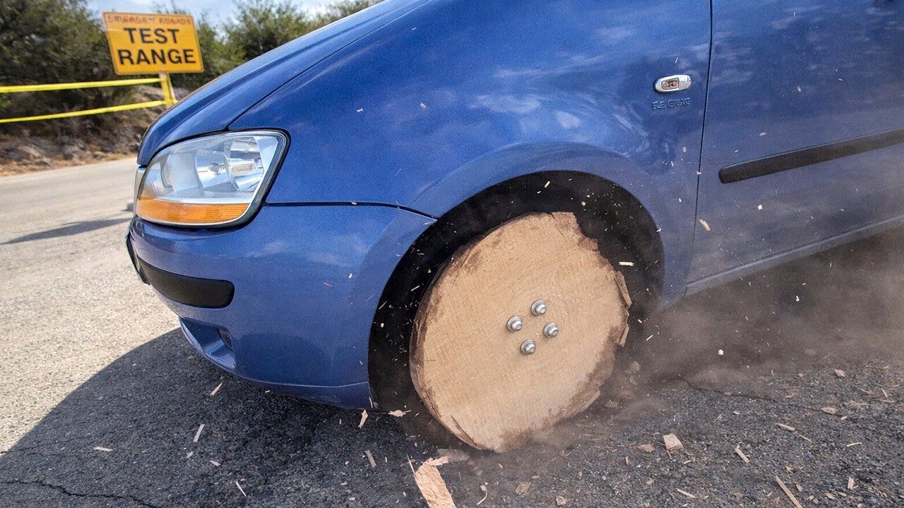Experiment: Can you Drive on Wooden wheels?