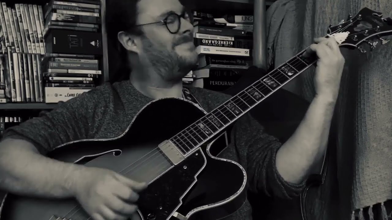 Wouldn’t It Be Loverly - Loewe/Lerner (solo jazz guitar)
