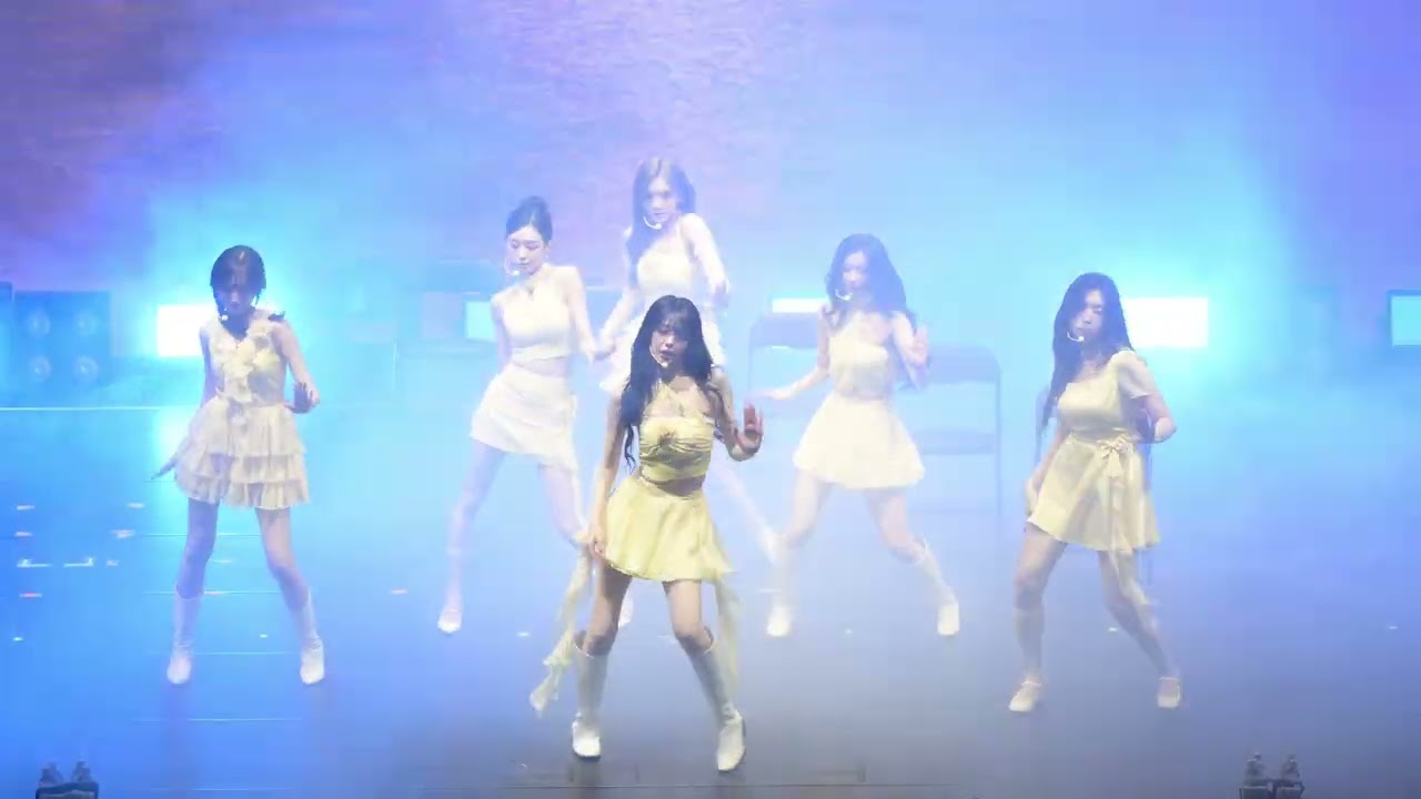 [4K]260228 tripleS msnz moon 트리플에스 'White Soul Sneakers' 직캠 Fancam @My Secret New Zone in Taipei